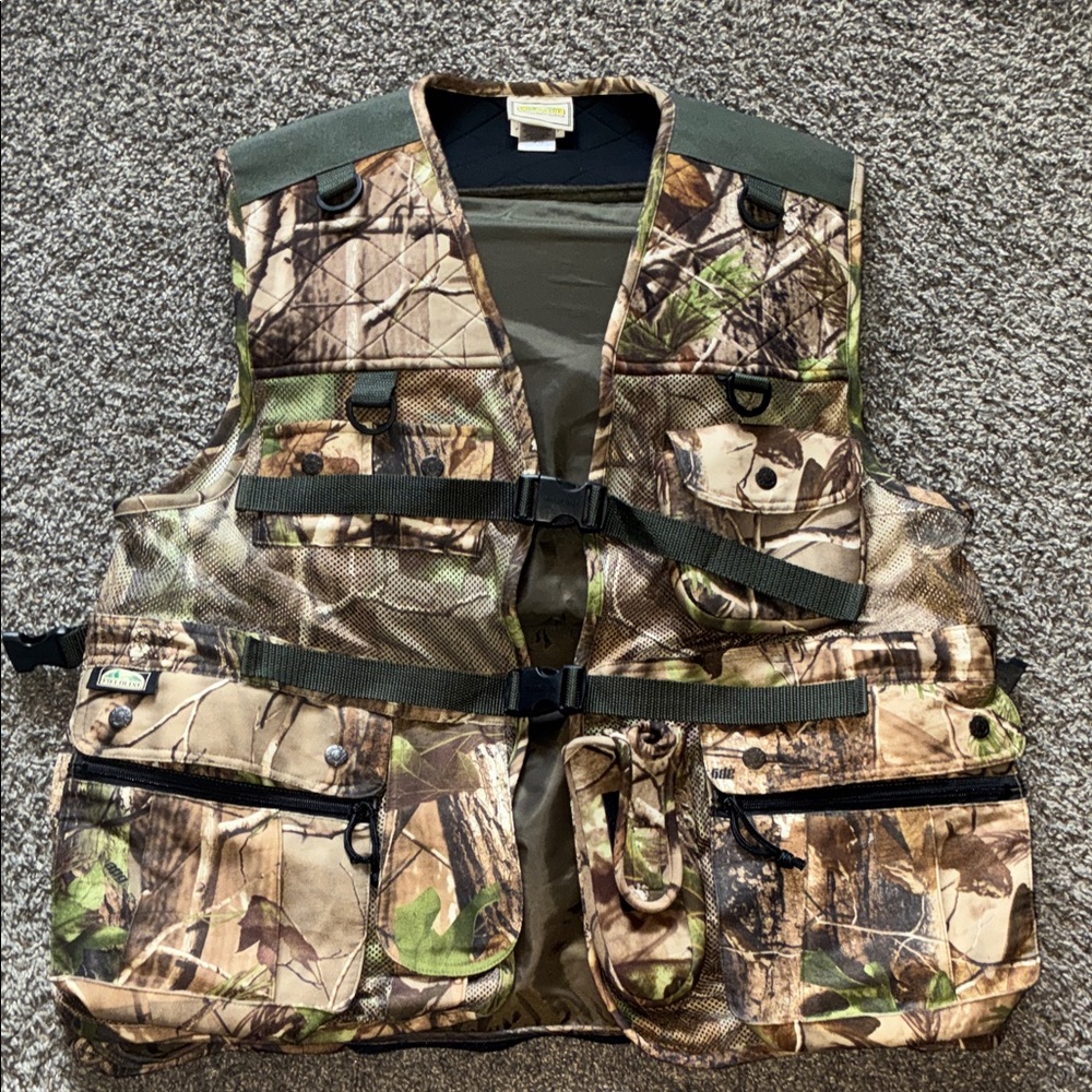 Fieldline Realtree Camouflage Field Vest